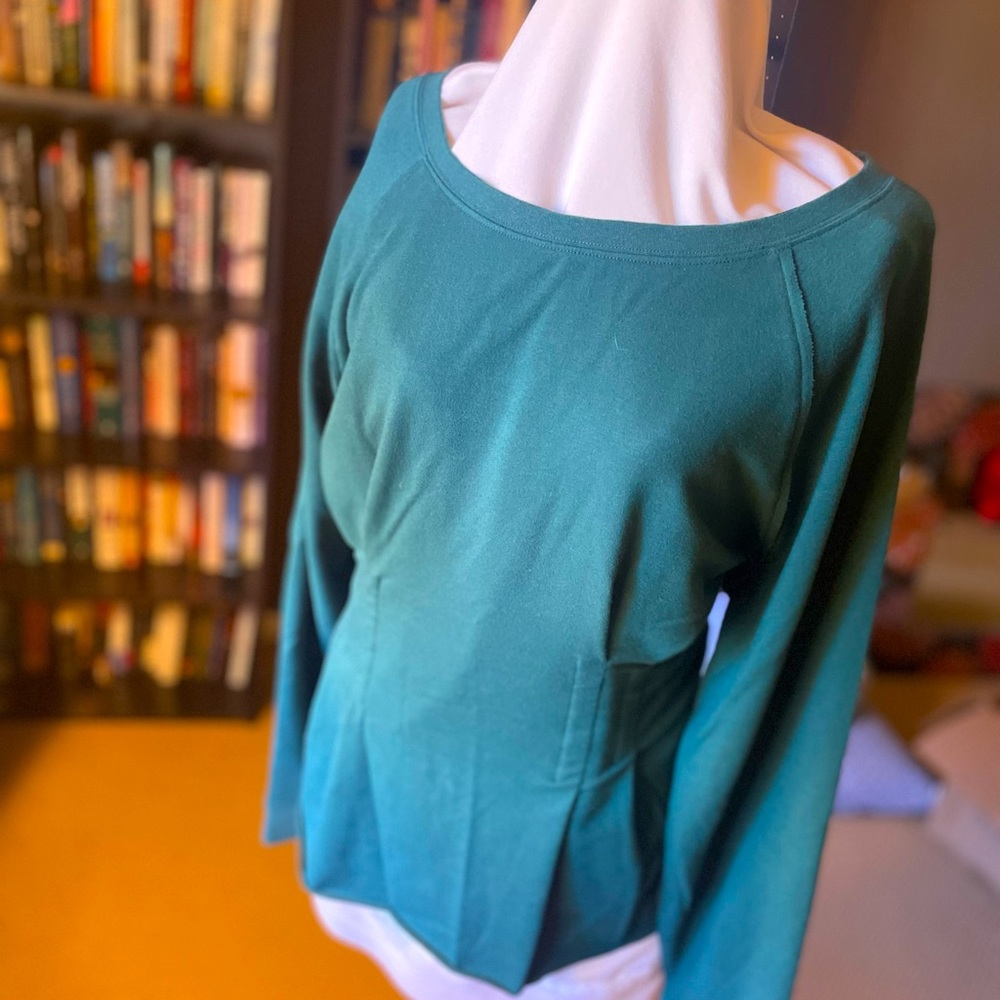 Treasure & Bond top